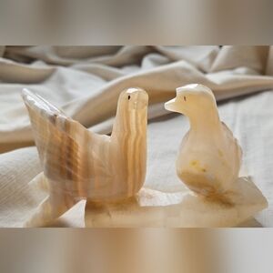 Vintage Onyx Lovebird/dove Sculpture